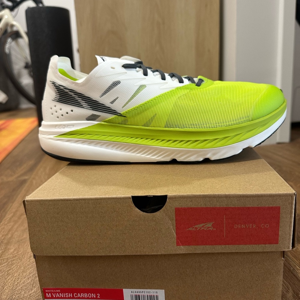 Altra Vanish Carbon 2 in Lime Green and White